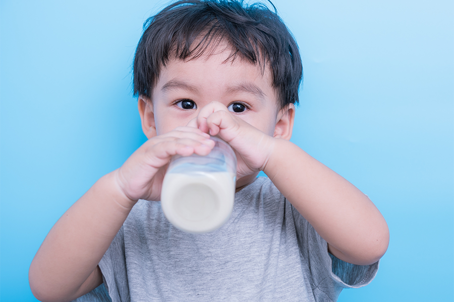 What to do when your toddler only wants milk from a bottle Mums